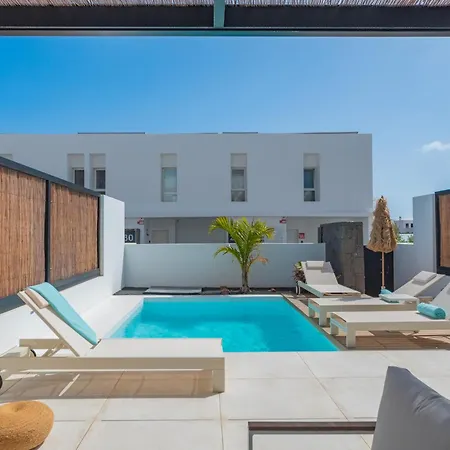 فيلة Serena Zare By Villalia *